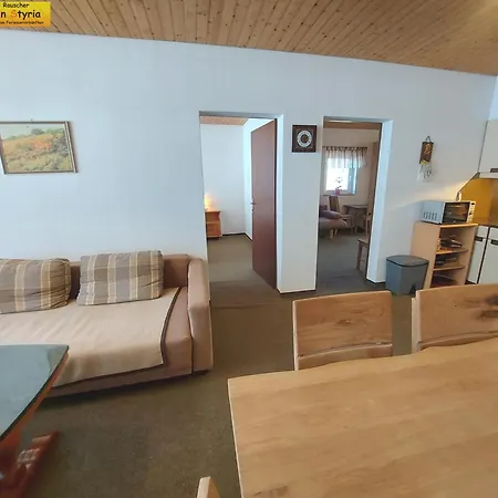 Διαμέρισμα Adam